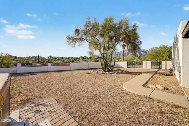 4554 N Avenida Del Cazador, Tucson, AZ 85718