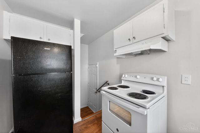 1291 W Galbraith Road, North College Hill, OH 45231