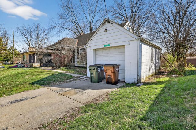 1291 W Galbraith Road, North College Hill, OH 45231