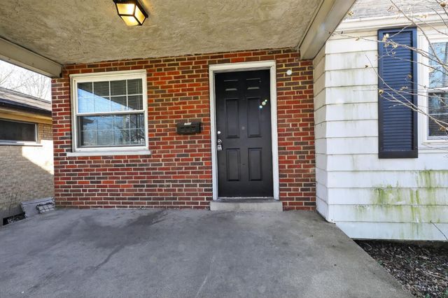 1291 W Galbraith Road, North College Hill, OH 45231