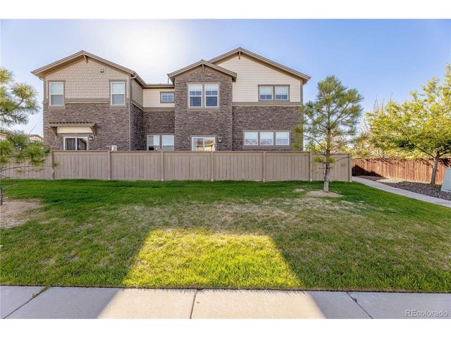 24907 E Calhoun Pl B, Aurora, CO 80016