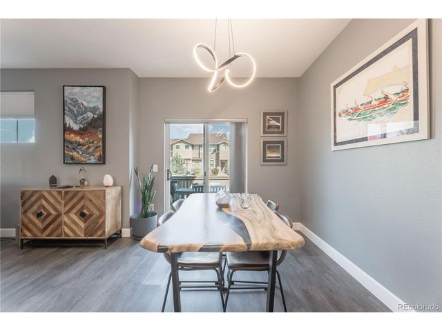 24907 E Calhoun Pl B, Aurora, CO 80016