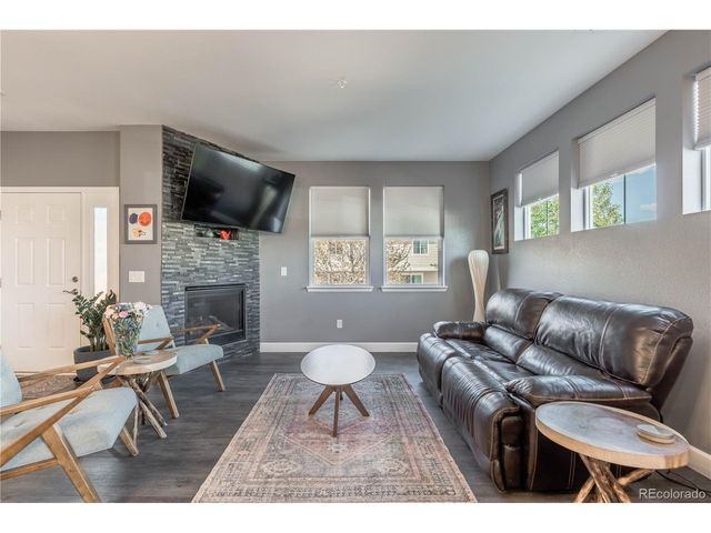 24907 E Calhoun Pl B, Aurora, CO 80016