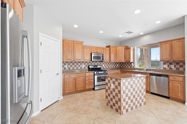 81 Lovage Street, Henderson, NV 89002