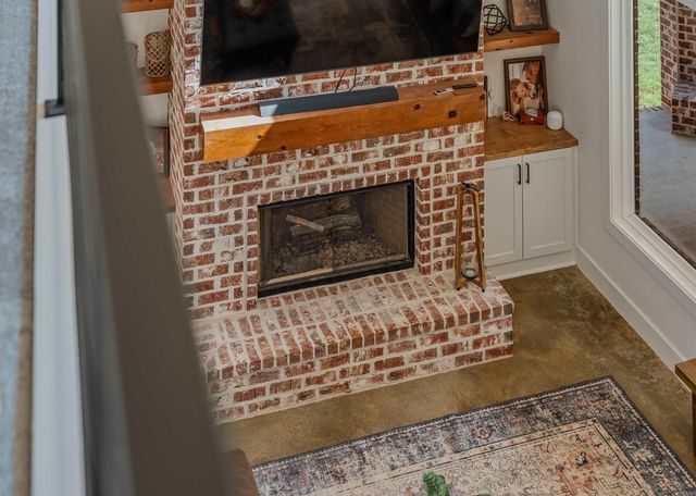 3009 Pine Hill Drive, Benton, AR 72019