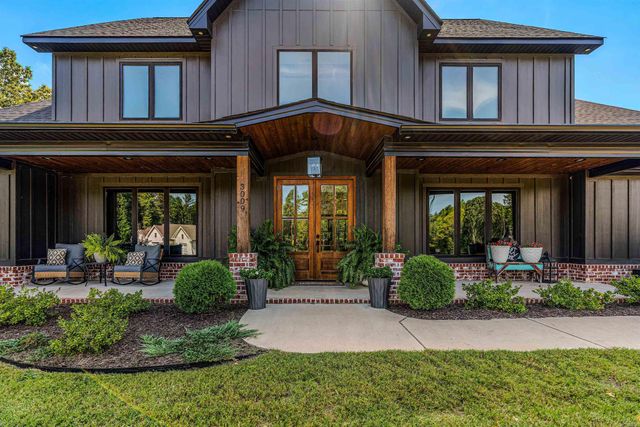 3009 Pine Hill Drive, Benton, AR 72019
