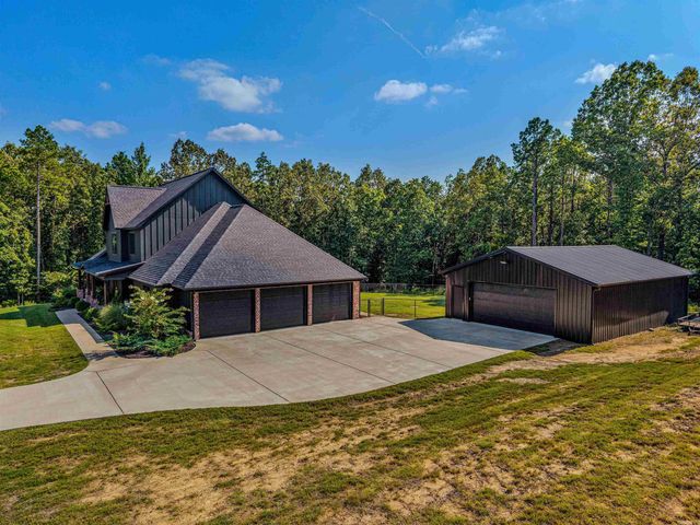 3009 Pine Hill Drive, Benton, AR 72019