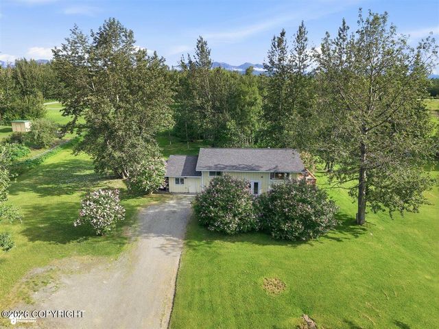 12075 E Chalet Drive, Palmer, AK 99645