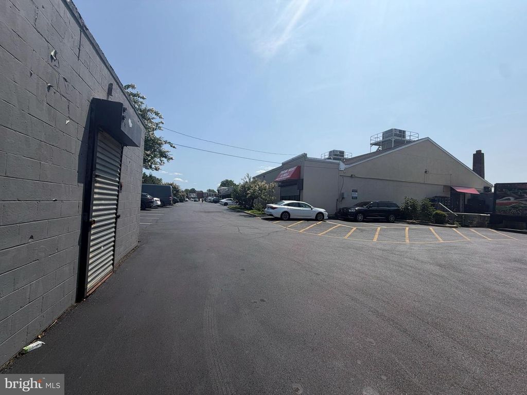 1715-1725 UNIT E MT. EPHRAIM AVENUE ##E, CAMDEN, NJ 08104 — photo 4