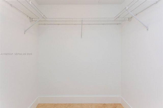 41 SE 5th St 2314, Miami, FL 33131