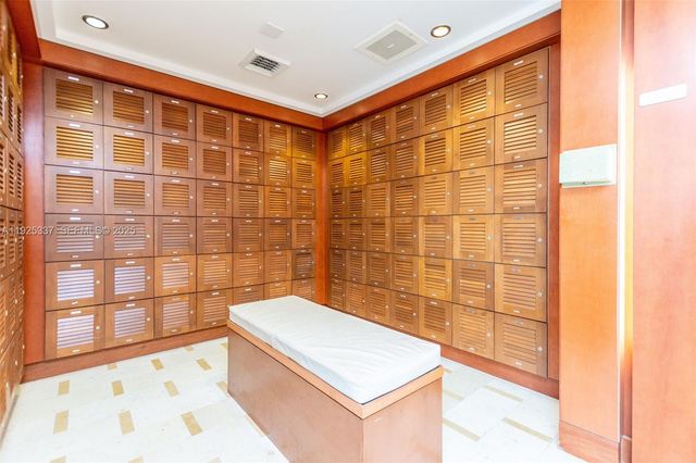 41 SE 5th St 2314, Miami, FL 33131