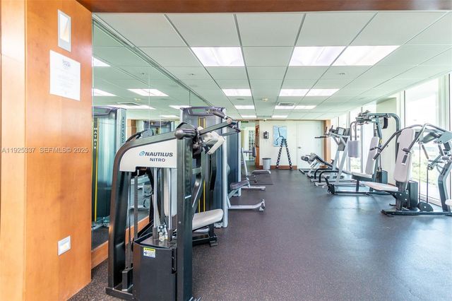 41 SE 5th St 2314, Miami, FL 33131