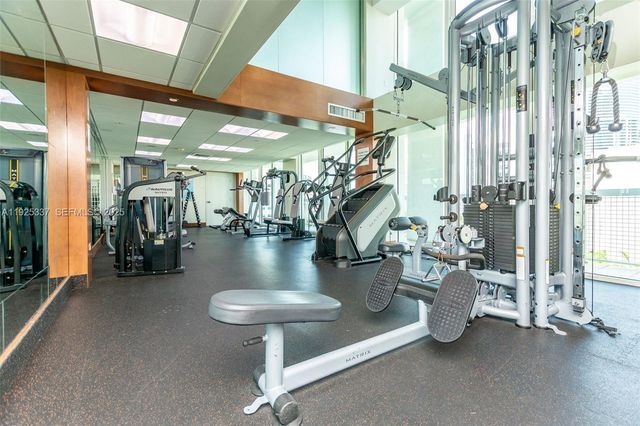 41 SE 5th St 2314, Miami, FL 33131