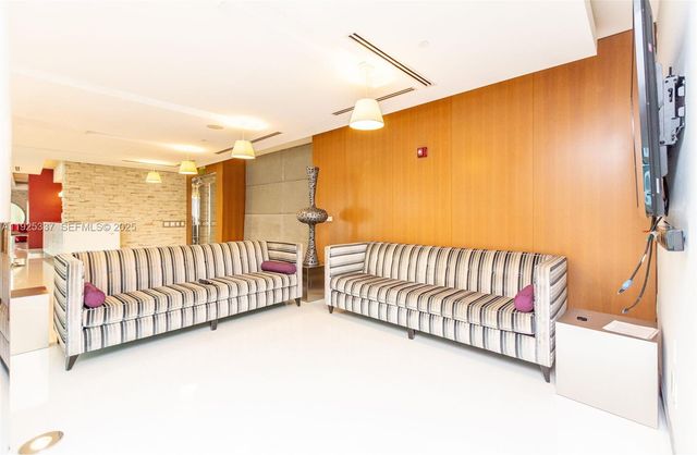 41 SE 5th St 2314, Miami, FL 33131