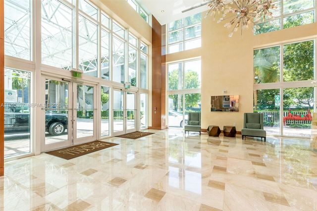 41 SE 5th St 2314, Miami, FL 33131