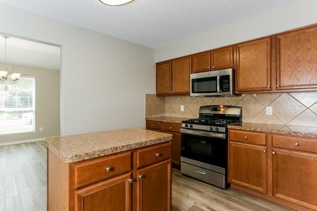 17819 Yellow Birch Trail, Humble, TX 77346