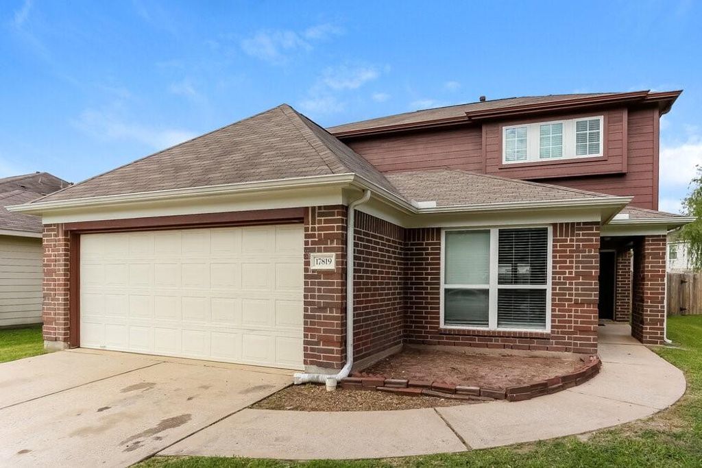 17819 Yellow Birch Trail, Humble, TX 77346