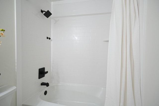 706 Cumberland SE Court, Smyrna, GA 30080