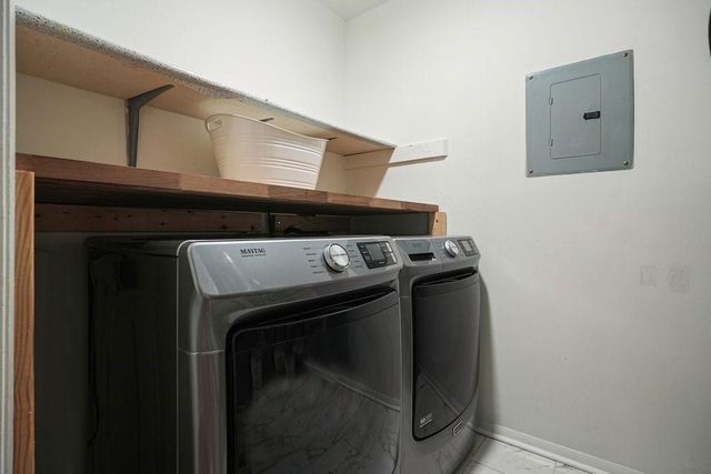 706 Cumberland SE Court, Smyrna, GA 30080