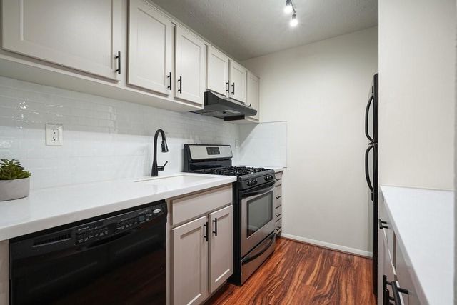 706 Cumberland SE Court, Smyrna, GA 30080