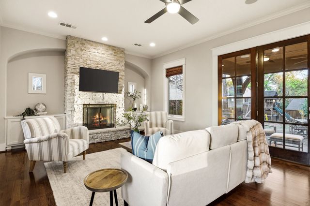 1 Roundrock Circle, Richardson, TX 75080