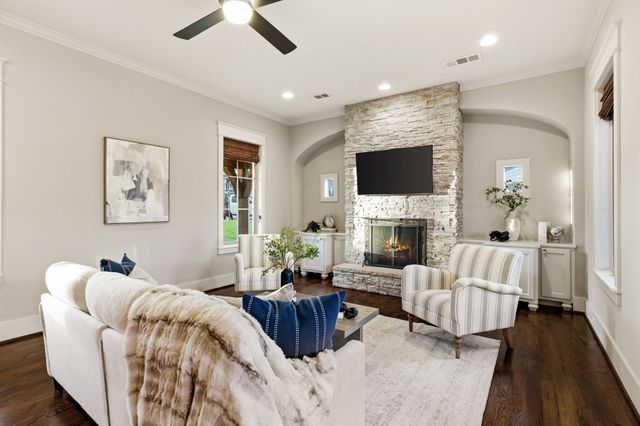 1 Roundrock Circle, Richardson, TX 75080