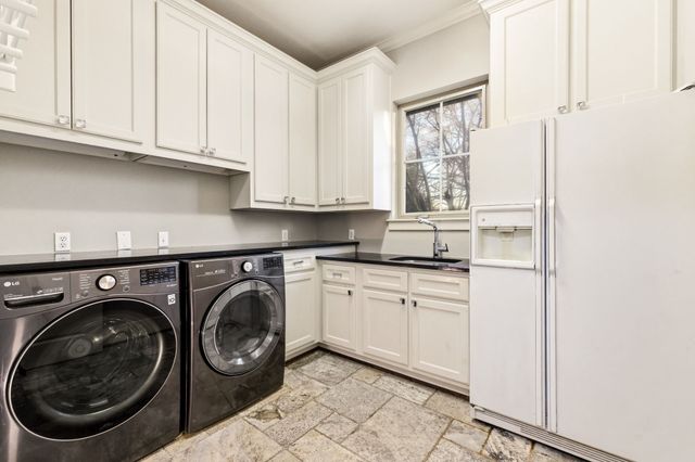 1 Roundrock Circle, Richardson, TX 75080