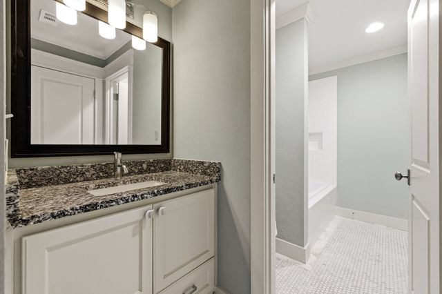 1 Roundrock Circle, Richardson, TX 75080