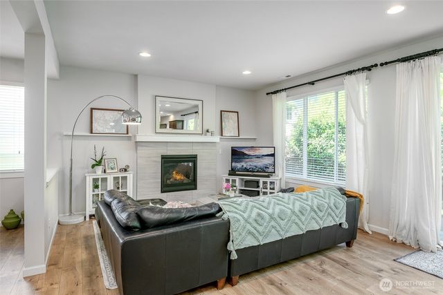 24026 SE 278th Court, Maple Valley, WA 98038