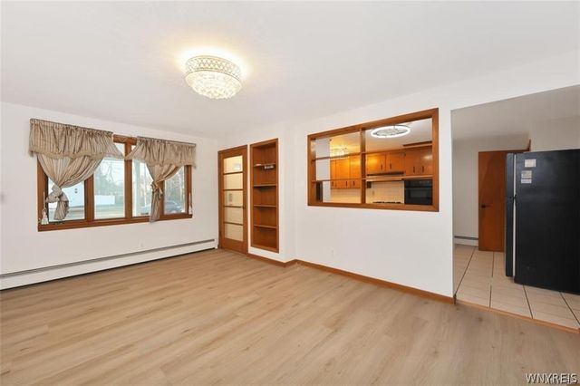 9605 Greenwald Avenue, Niagara Falls, NY 14304