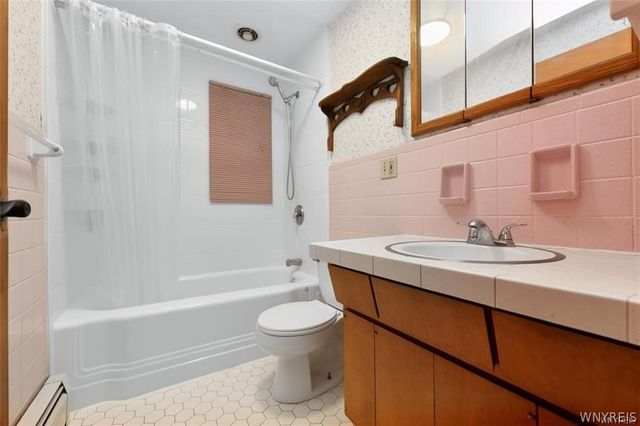 9605 Greenwald Avenue, Niagara Falls, NY 14304