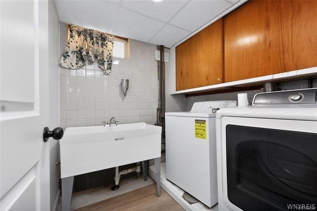 9605 Greenwald Avenue, Niagara Falls, NY 14304