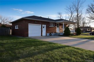 9605 Greenwald Avenue, Niagara Falls, NY 14304