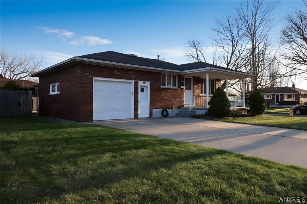 9605 Greenwald Avenue, Niagara Falls, NY 14304