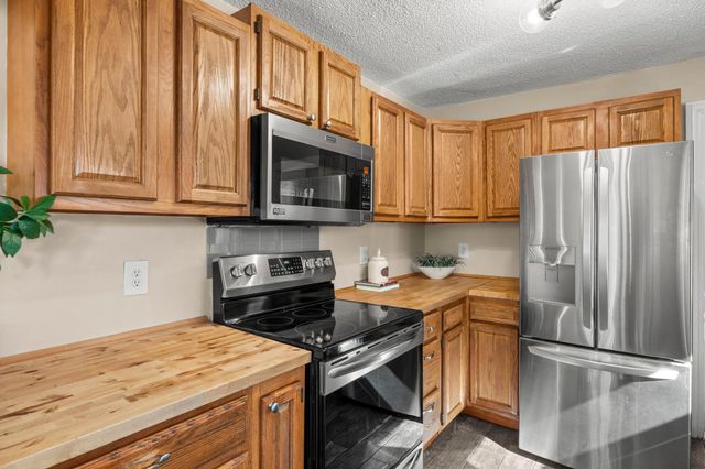 3559 5th Street NE, Minneapolis, MN 55418