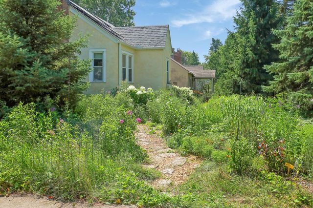 3559 5th Street NE, Minneapolis, MN 55418