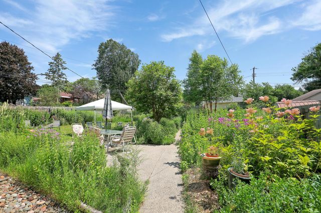 3559 5th Street NE, Minneapolis, MN 55418