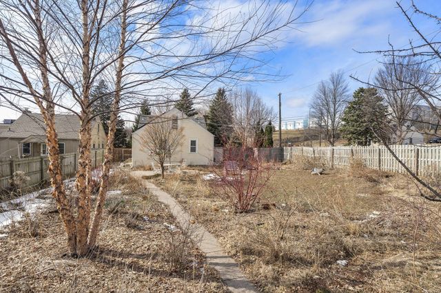 3559 5th Street NE, Minneapolis, MN 55418