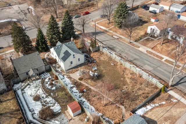 3559 5th Street NE, Minneapolis, MN 55418