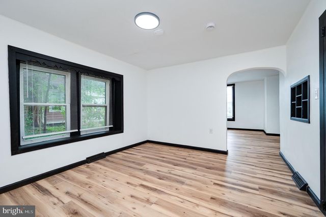 1050 FRIEDENSBURG RD, Reading, PA 19606