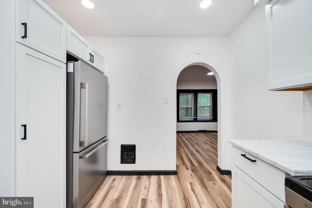 1050 FRIEDENSBURG RD, Reading, PA 19606