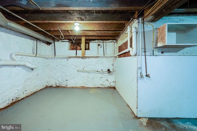 1050 FRIEDENSBURG RD, Reading, PA 19606