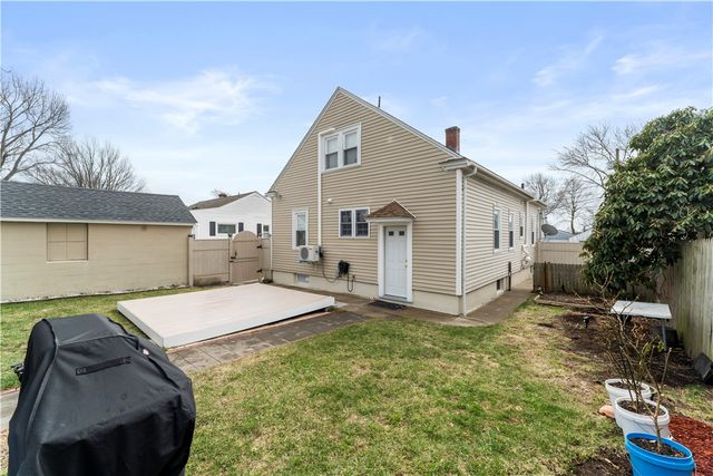 11 La Salle Drive, Providence, RI 02908