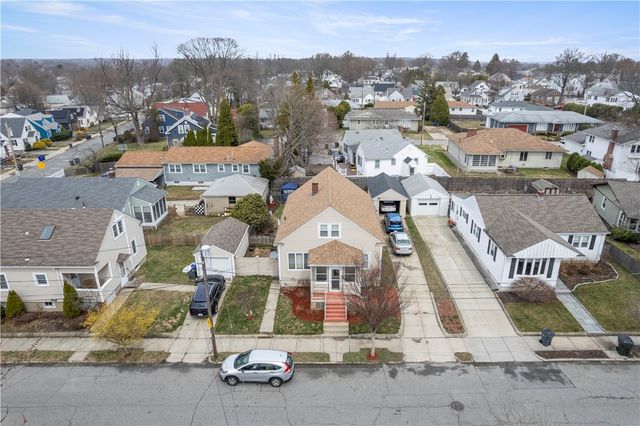 11 La Salle Drive, Providence, RI 02908