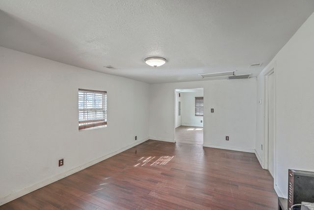 1989 Hugo Avenue, North Charleston, SC 29405