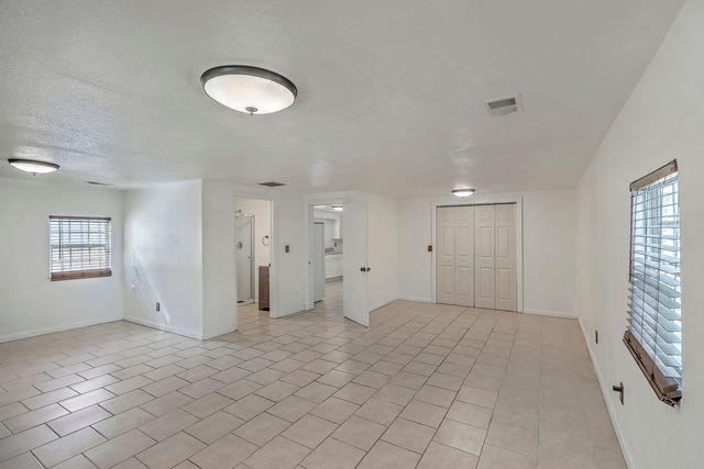 1989 Hugo Avenue, North Charleston, SC 29405