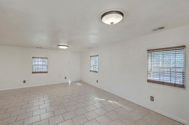 1989 Hugo Avenue, North Charleston, SC 29405