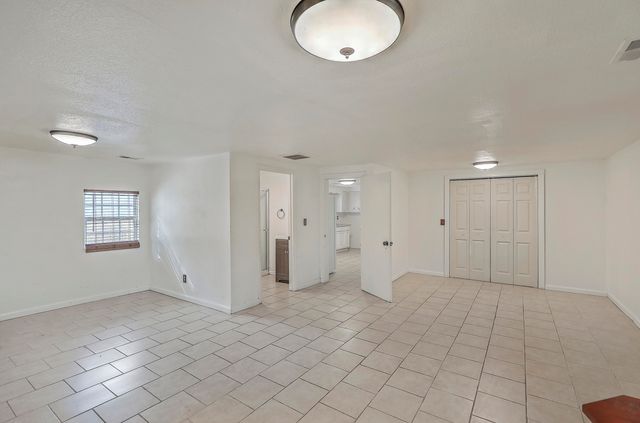 1989 Hugo Avenue, North Charleston, SC 29405