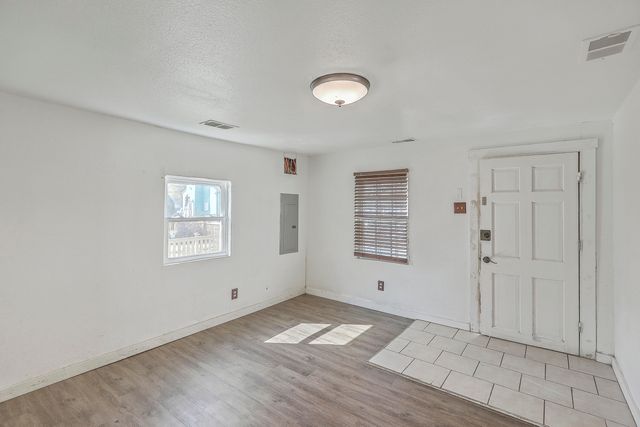 1989 Hugo Avenue, North Charleston, SC 29405