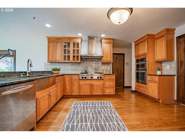 12255 Sw DUCHILLY Ct, Tigard, OR 97224